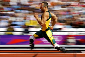 开云体育在线-皮克，突尼斯防线上的英格兰之心