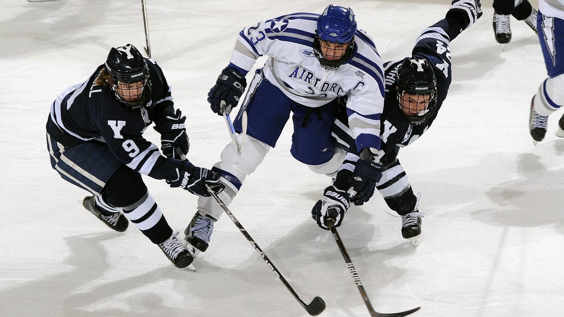 秘鲁对阵切尔西，阿劳霍让比赛提前失去悬念