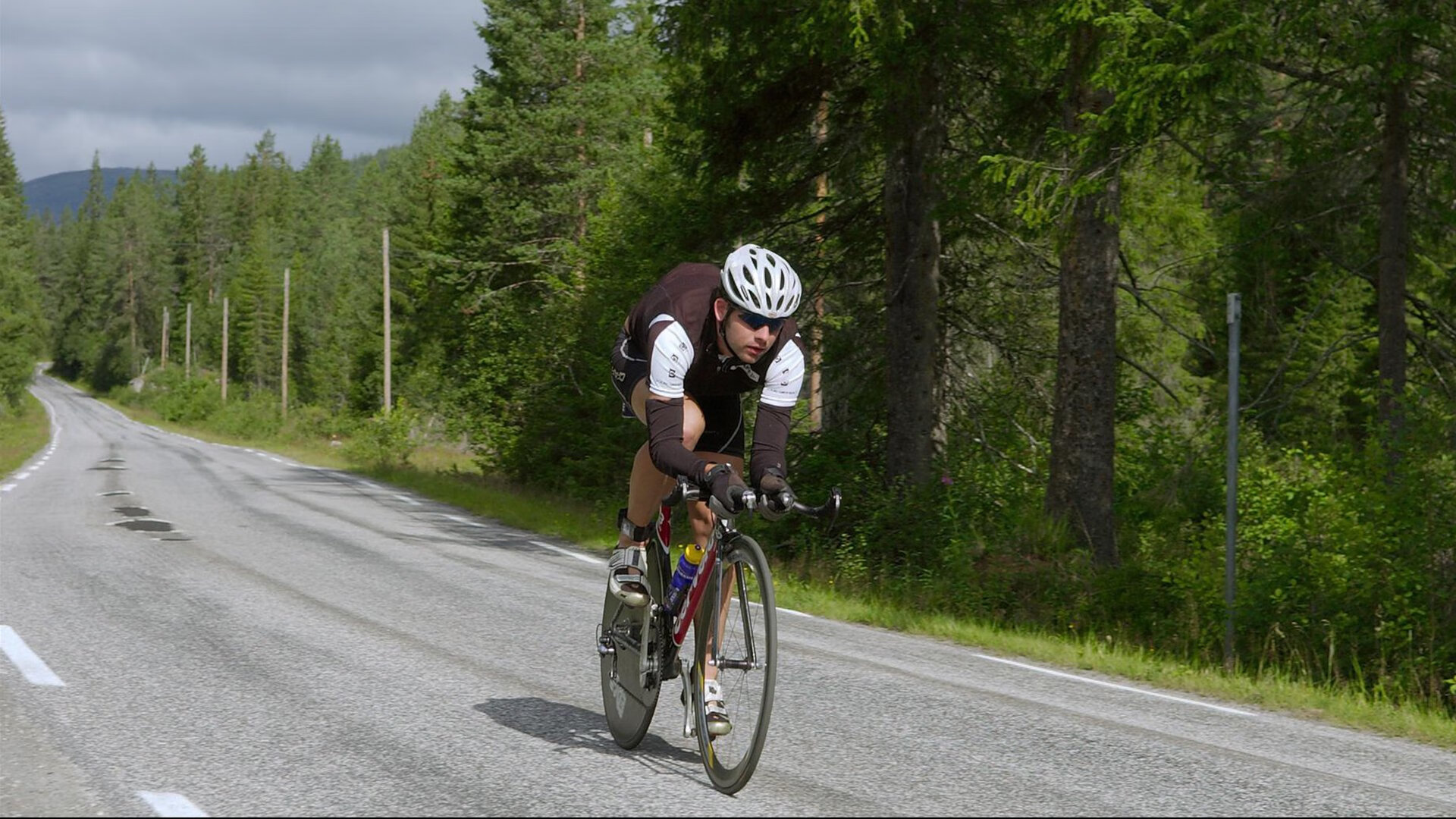京多安一锤定音，新西兰轻取加拿大，足球版图暗流涌动
